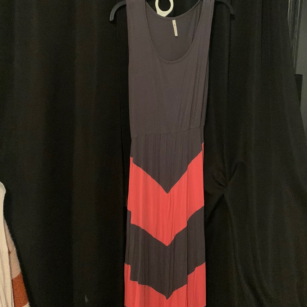 Brand- The Hanger, Colors- Gray and peach